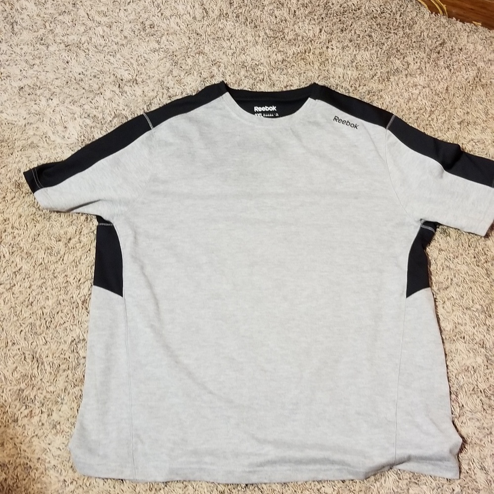 Reebok shirt xxl